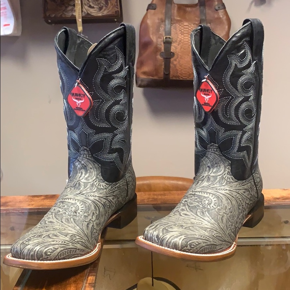 Men’s hand tooled boots